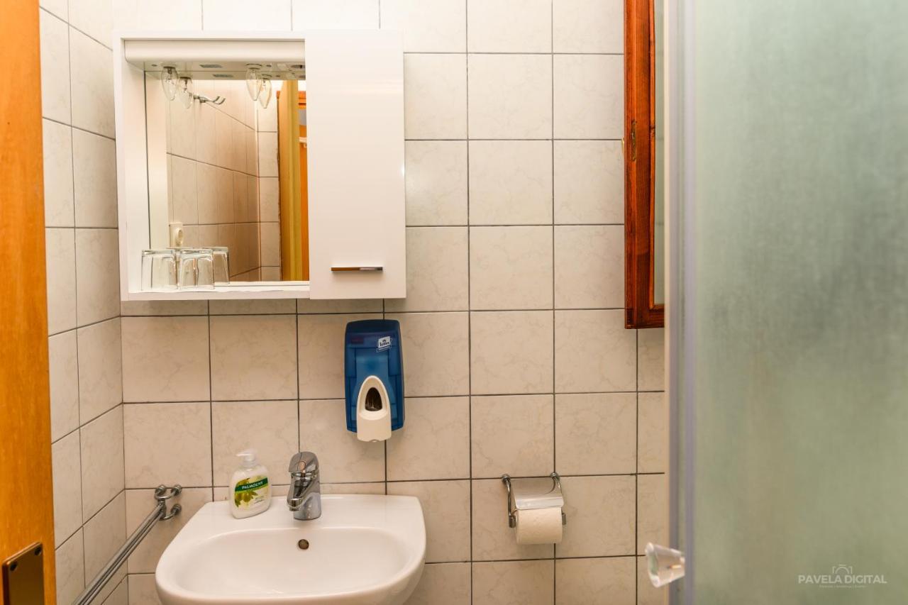 Sobe I Apartman Mareta Miholascica Zewnętrze zdjęcie