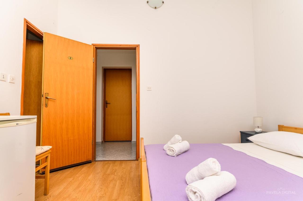 Sobe I Apartman Mareta Miholascica Zewnętrze zdjęcie