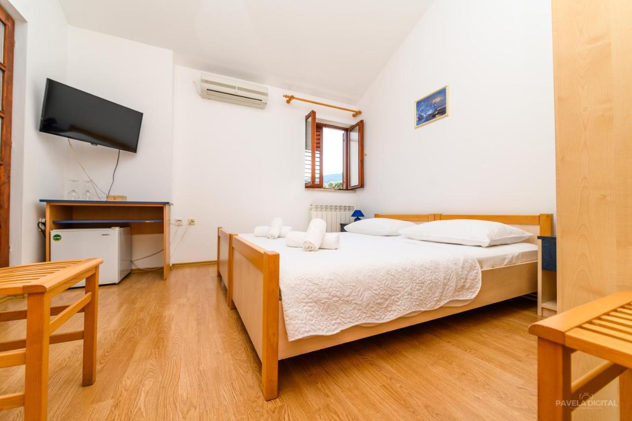 Sobe I Apartman Mareta Miholascica Zewnętrze zdjęcie